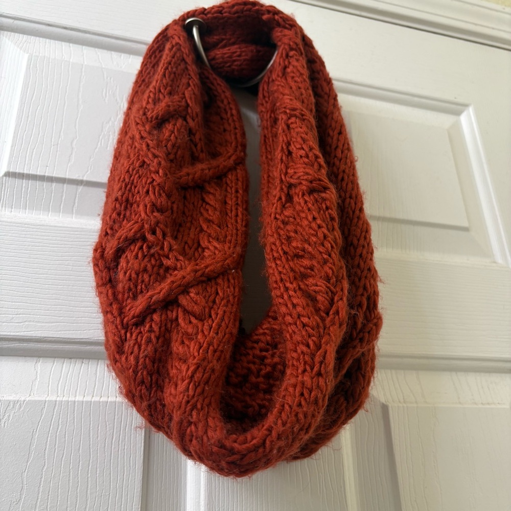 women’s burnt orange winter scarf